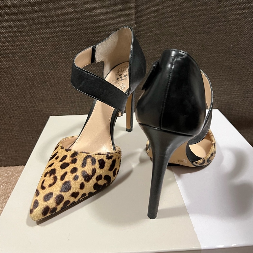 Vince Camuto “Carolle” Two-Tone Pumps